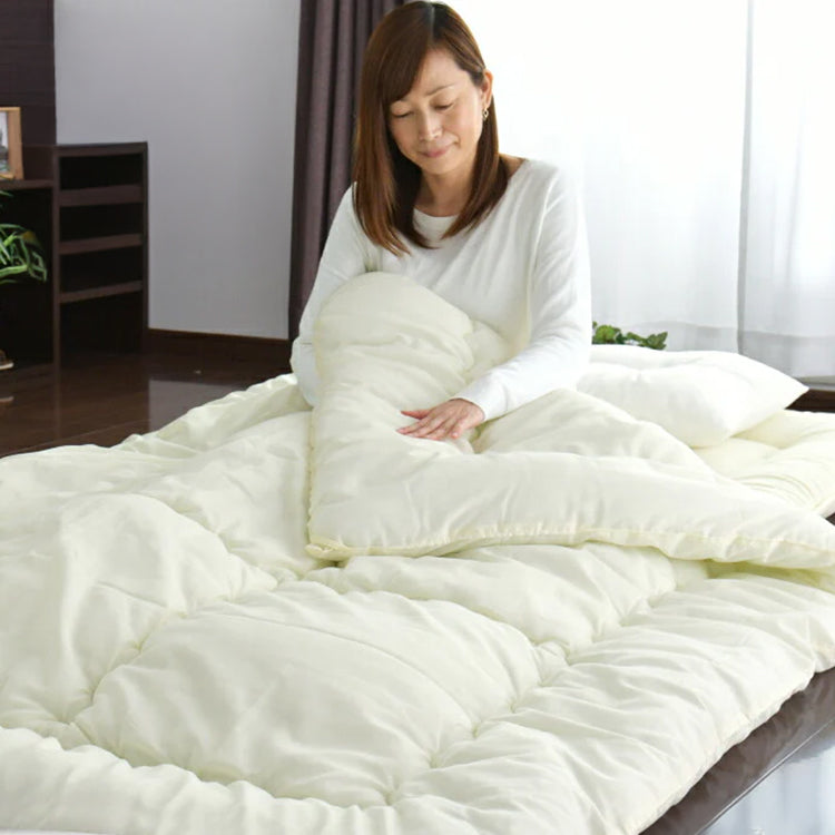 日本製 ふかふか掛け布団 セミダブル 170X200cm 4隅ループ付き ほこりが出にくい 掛布団 寝具 国産 1年中(代引不可)